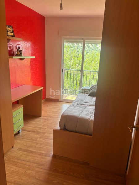 Foto e0c89e51-f980-4f35-bf29-ed084b1943d3. Lloguer pis amb aparcament a Calicasas