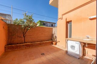 Erdgeschoss in La Zubia Ciudad. Precioso piso en la zubia!!