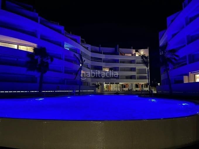 Foto 636b2fdf-cd4b-4b06-85f4-582a69847625. Pis amb aparcament piscina a Playa de Granada Motril