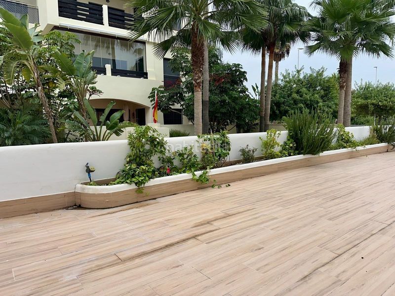 Foto a02ea798-8784-49fc-8206-8bc5ceaf4ab2. Pis amb aparcament piscina a Playa de Granada Motril