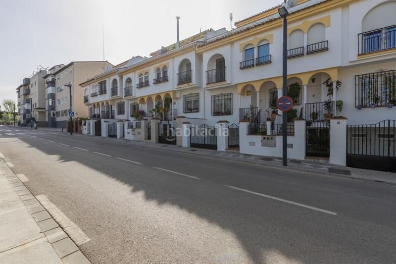 Foto 37457623-ca13-4328-8817-e7a51d618d03. Casa adossada amb aparcament a Maracena