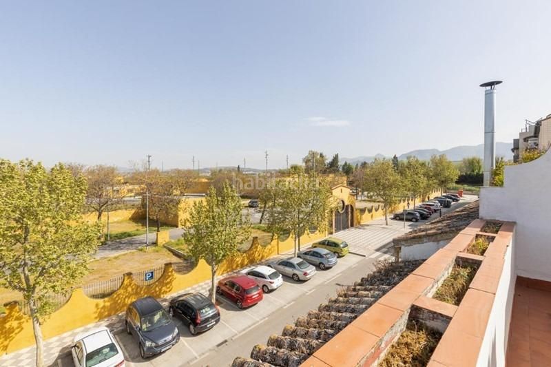 Foto 6606ad6f-5b3f-4ca7-8538-3a3a68b703eb. Casa adossada amb aparcament a Maracena