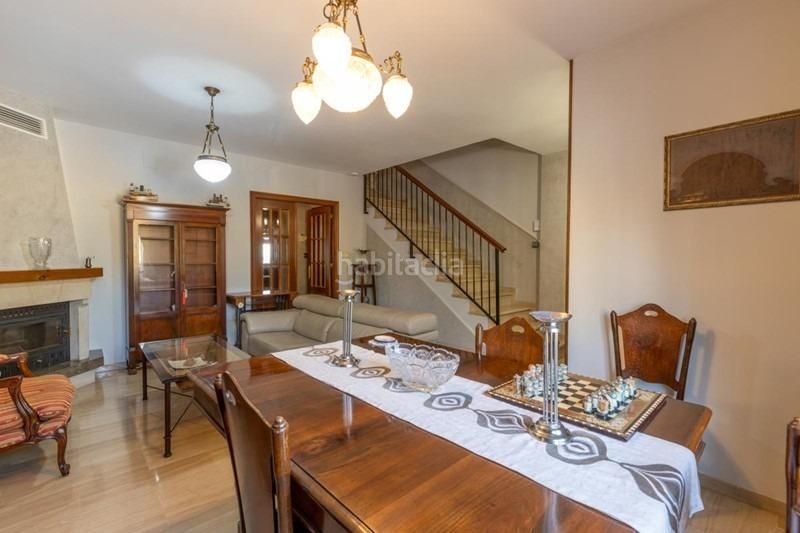 Foto 776fcf19-73aa-429b-a081-f17fe15d9691. Casa adossada amb aparcament a Maracena