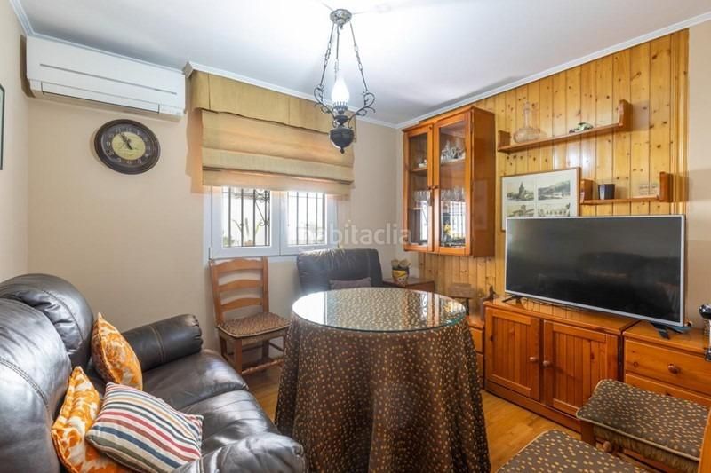 Foto 9f736609-97bd-40d9-92db-69df71971fcb. Casa adossada amb aparcament a Maracena