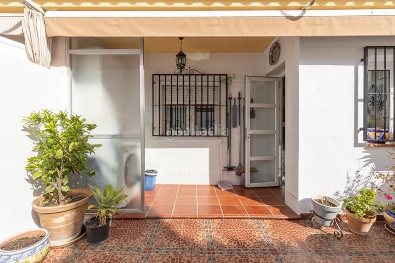 Foto a29005f3-d23d-4128-8315-7db10fe10eff. Casa adossada amb aparcament a Maracena