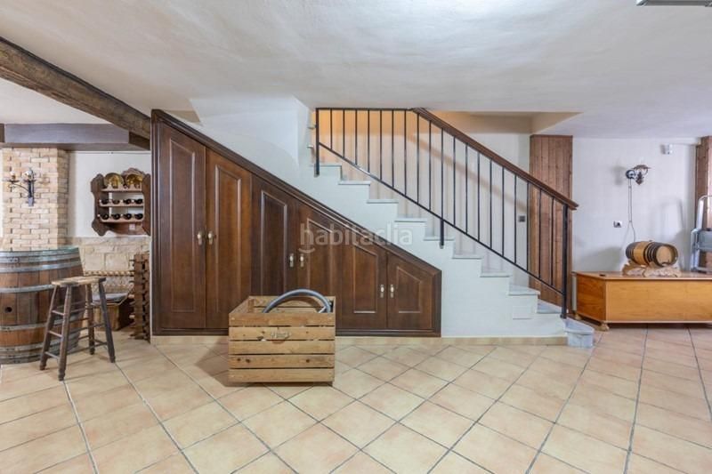 Foto a4b08b08-503b-42e0-812a-62e5a8b1dea9. Casa adossada amb aparcament a Maracena