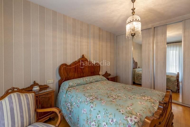 Foto dd0ee27e-2235-4f69-94c3-bf42bccb7607. Casa adossada amb aparcament a Maracena