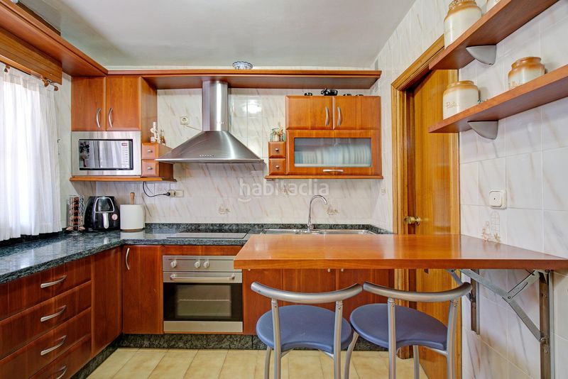 Foto 5fe62733-5de3-48b3-a38f-d527fc66e7f1. Casa adossada amb aparcament a Atarfe