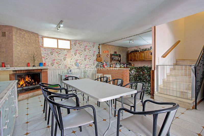 Foto 6797332a-fb7b-4c2f-8331-b5826c70c66a. Casa adossada amb aparcament a Atarfe