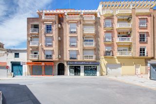 Etagenwohnung in Atarfe. Luminoso piso en el corazón de atarfe!