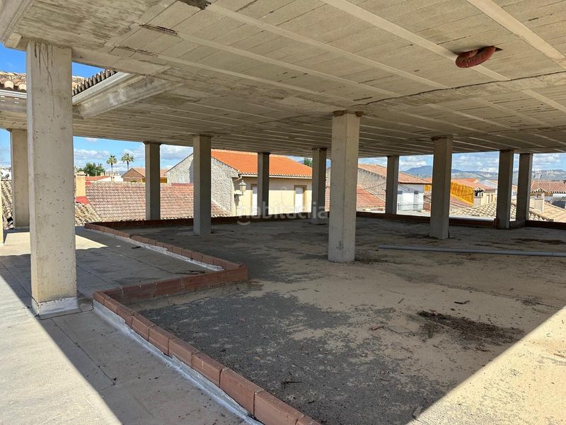Foto a27498b5-5def-4fd0-9ccb-638274a4595e. Casa aparellada amb aparcament a Cijuela