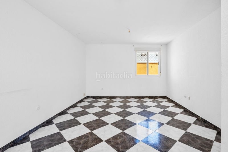 Foto 6ba993fe-f92f-4926-8b77-24c74752cbac. Duplex with parking in Atarfe