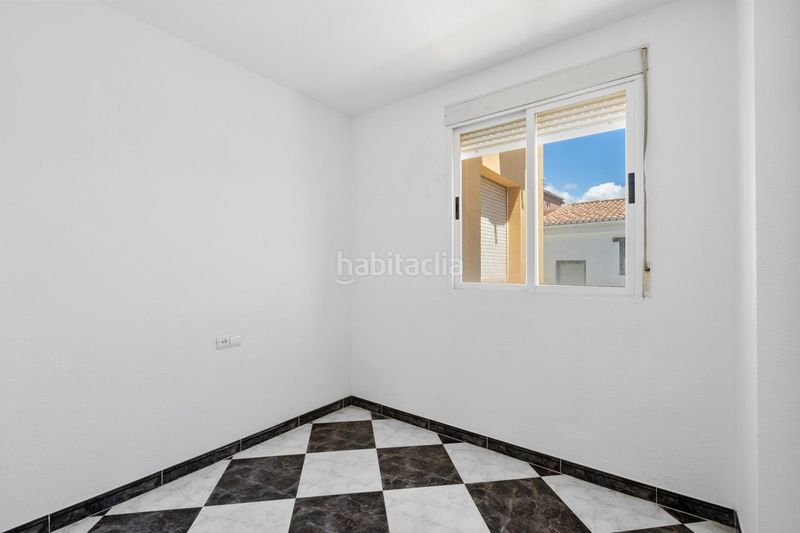 Foto e5df84a8-6a06-4def-a2ed-9bd2bb18bfb4. Duplex with parking in Atarfe