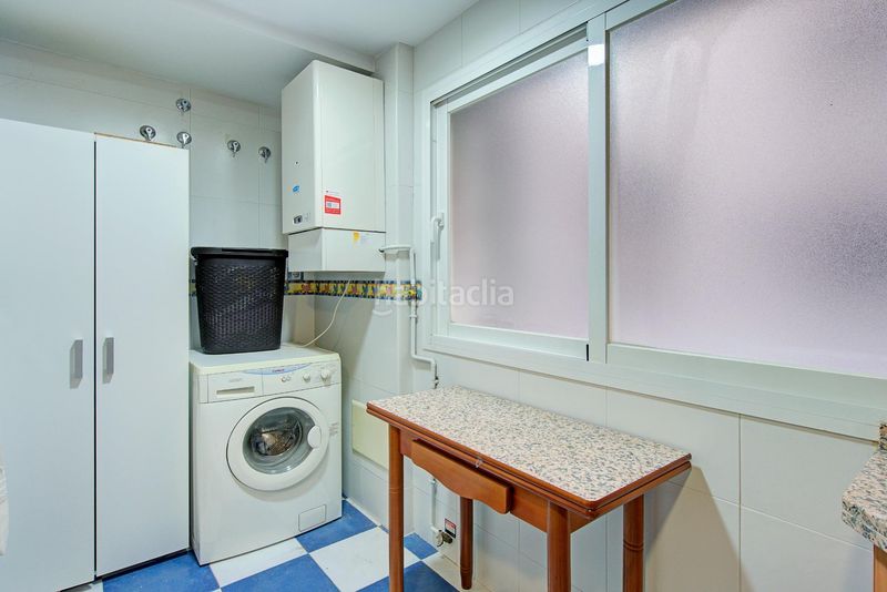 Foto d7711136-3309-44ae-8fee-b25d1c90b6c8. Pis amb calefacció aparcament a Barrio de Zaidín Granada