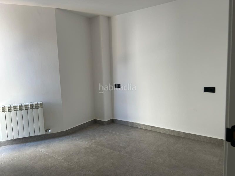 Foto b34d8a12-5e00-44dc-8290-5d3755ba7e4d. Pis amb calefacció piscina a Cenes de la Vega