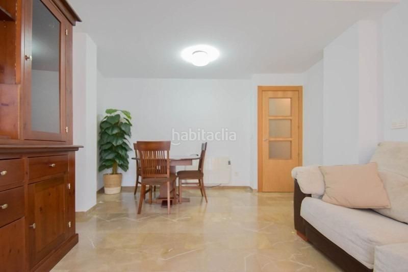 Foto a058d3ca-7bb7-4093-8bca-933e72c9acc2. Pis amb aparcament a Atarfe