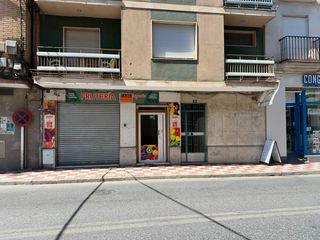 Lloguer Local Comercial  Calle calle granada. Local disponible en la mejor zona de albolote