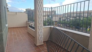 Affitto Attico  Calle calle comares. Fantástico ático dúplex con  garaje y  trastero!!
