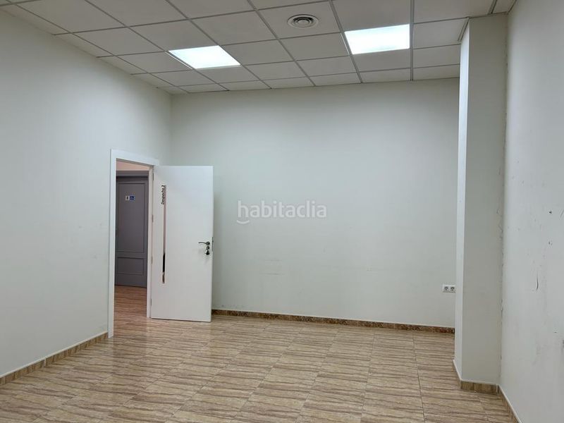 Foto bbffc9dd-3547-48b2-8f5d-fb65829965cc. Miete büro in Atarfe