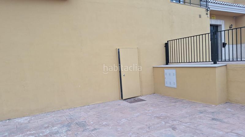 Foto c43526c5-44cc-406b-9a10-b8f508479c2a. Local comercial a Atarfe