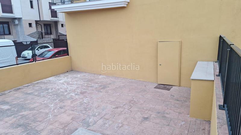 Foto dc754acd-fce4-427e-8c19-af5ae7b95b3c. Local comercial a Atarfe