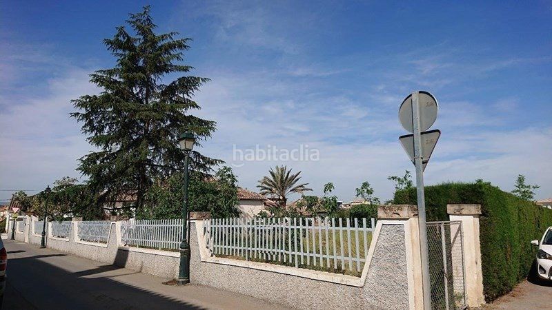 Foto ee540126-0e47-4267-a710-c79a09dbc3a5. Terreny residencial a Cájar