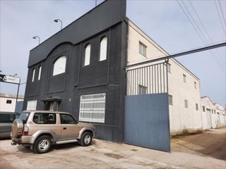 Industrial building in Poleares. Nave industrial en ctra. rute
