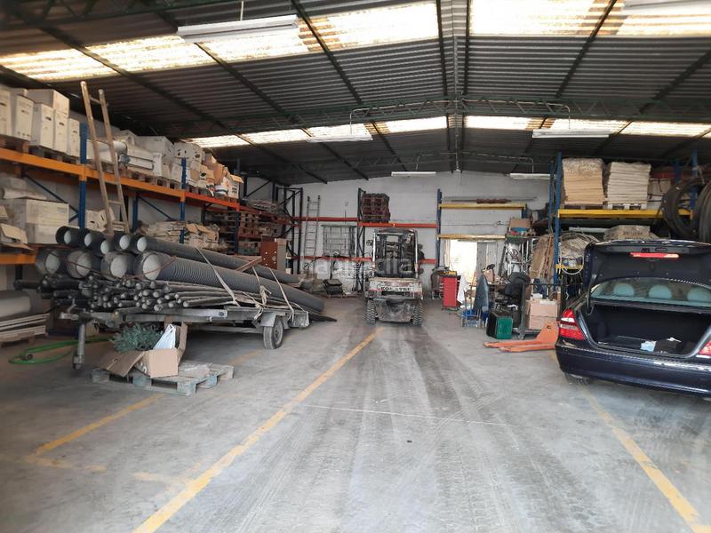Foto 40b04471-ced2-4394-97f2-92db1683e4cd. Nau industrial a Poleares Lucena