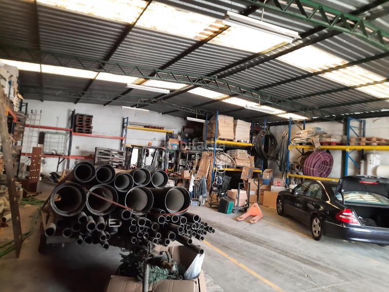 Foto f87cb89d-ff69-4f93-a8a4-8afcc300d2d4. Nau industrial a Poleares Lucena