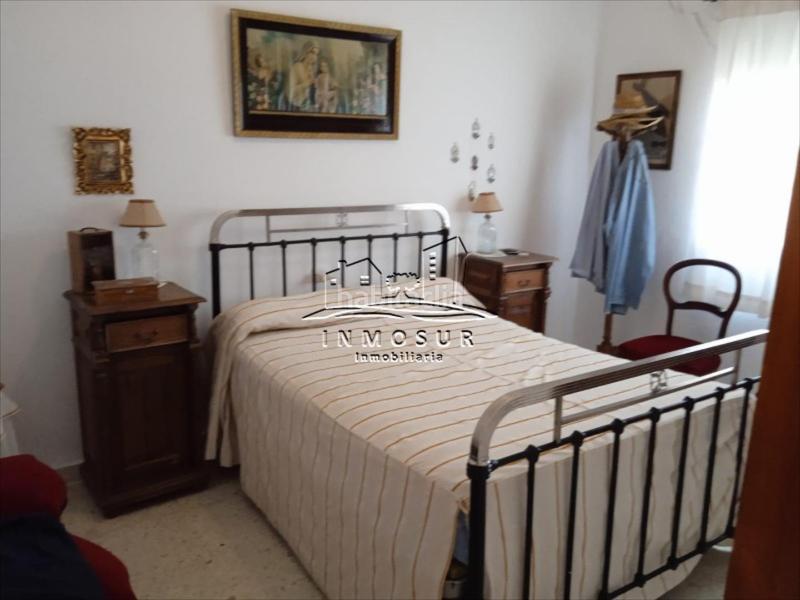 Foto 77b9050e-98ef-4643-a5f3-bdb39f655dbf. Casa amb piscina a Las Vegas - Campoaras Lucena