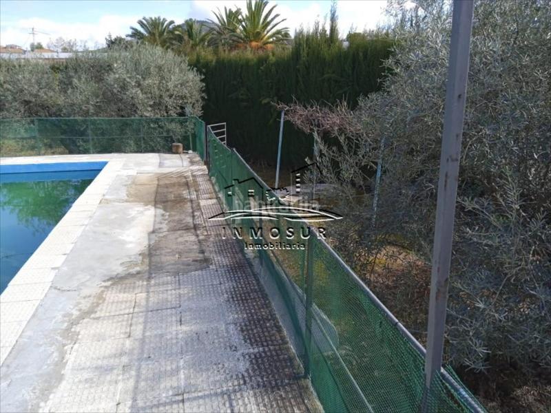 Foto ea500936-9d4d-4919-b4fe-2ac487b55cd6. Casa amb piscina a Las Vegas - Campoaras Lucena