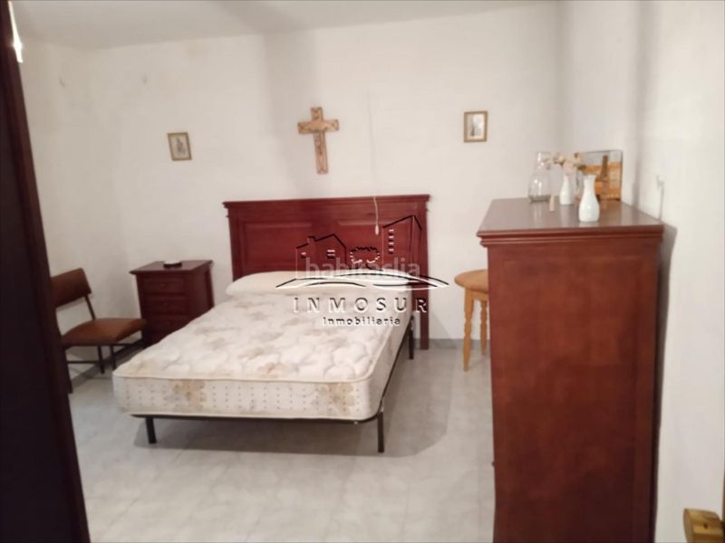 Foto 3930304f-3d14-41c9-8164-3a37210448fb. Casa amb piscina a Poleares Lucena