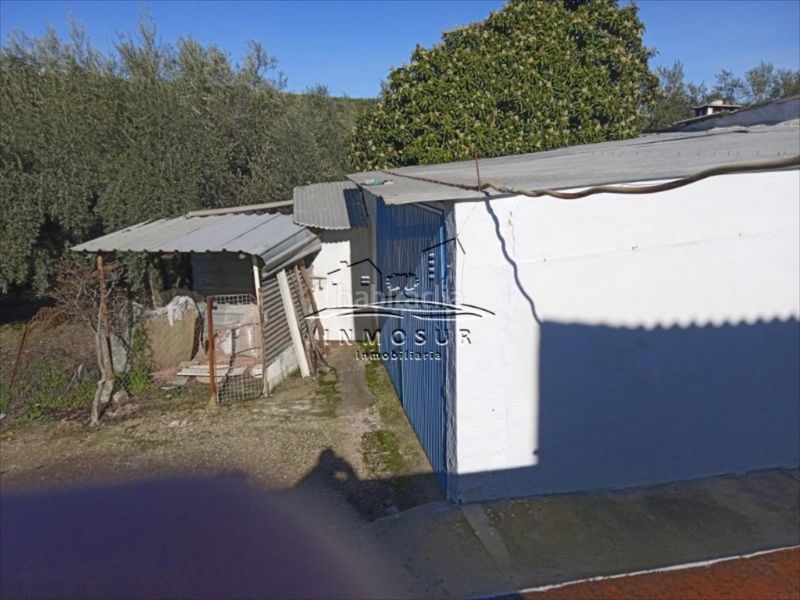 Foto e33b8a90-a679-4ae7-aee8-d70383c11162. Casa amb piscina a Poleares Lucena