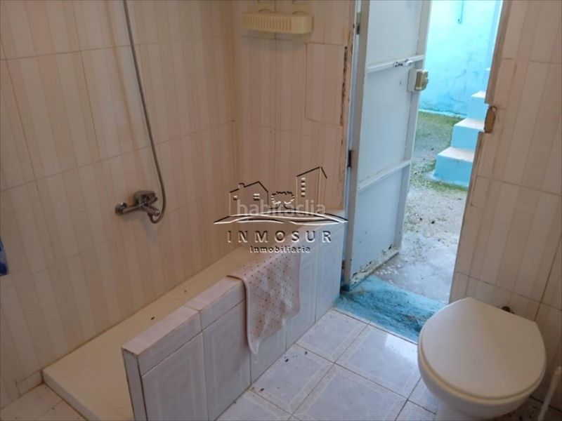 Foto f776ef5c-b4f4-4241-8403-79271cc2eaa0. Casa amb piscina a Poleares Lucena