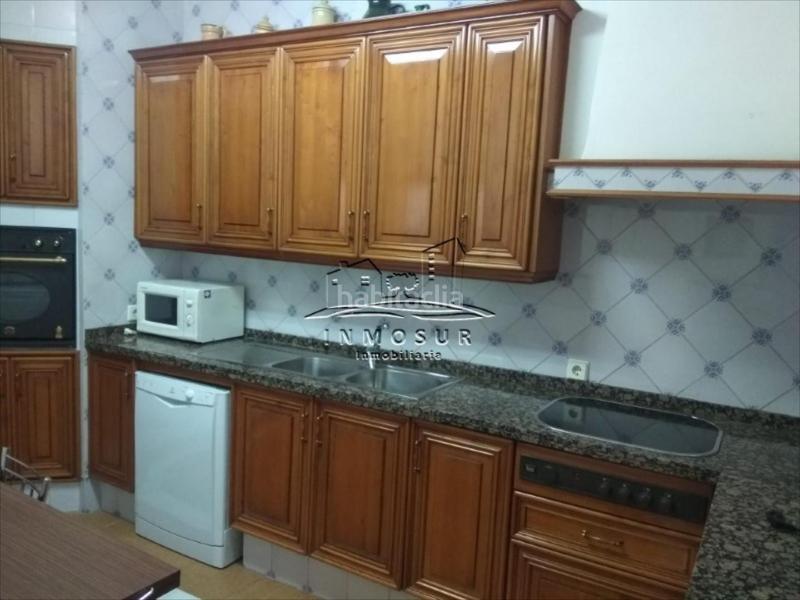 Foto 16120012-ea6b-4987-ad8f-1f76c0934b2a. Reihenhaus in El Carmen - La Barrera Lucena