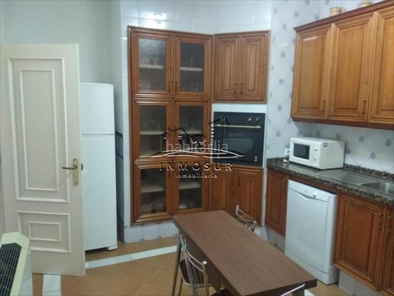 Foto 5aab8a85-28d3-45a5-bcf5-f233dcb93e55. Reihenhaus in El Carmen - La Barrera Lucena