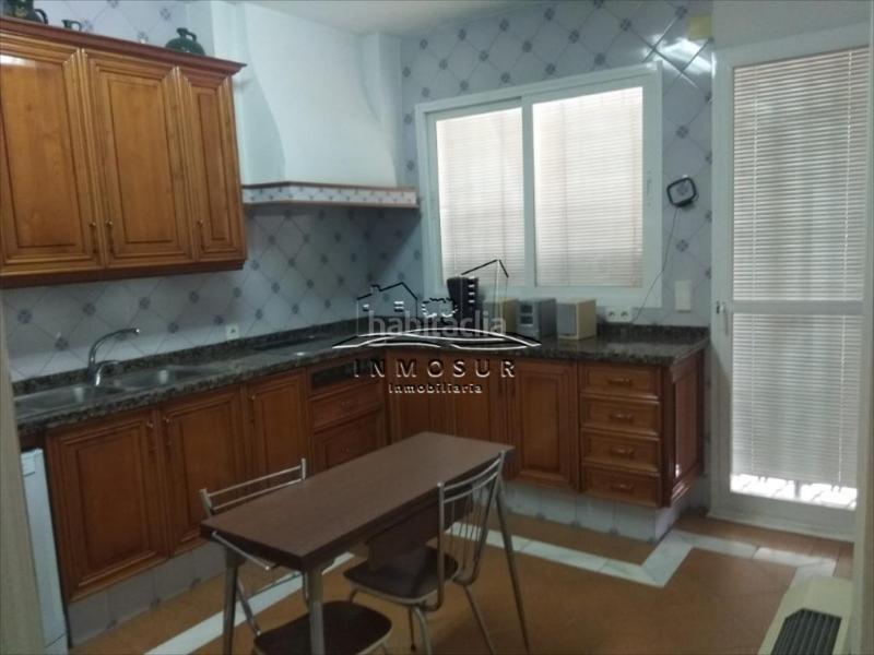 Foto b6a75785-745f-4705-9aac-725cf1e8c909. Reihenhaus in El Carmen - La Barrera Lucena