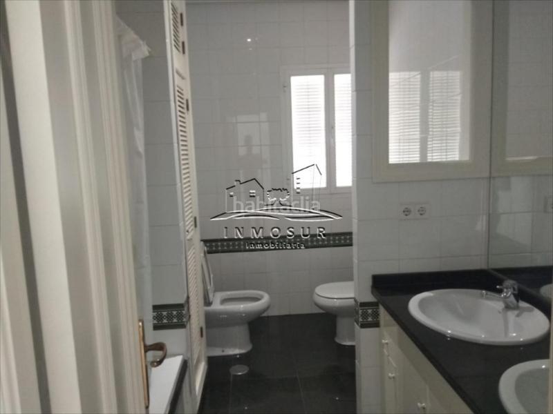 Foto cc17effa-673d-49ba-8cbf-a61a5119a3fc. Reihenhaus in El Carmen - La Barrera Lucena