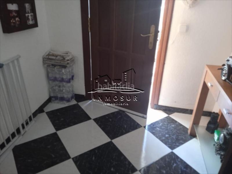 Foto 6bdc4cab-2801-4fc1-818e-cfbc784f1fe7. Maison jumelée dans Hoya del Molino Lucena