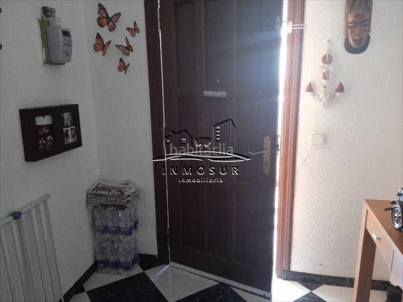 Foto 72c2af1b-58bc-43d3-a61b-b7ec13b77454. Maison jumelée dans Hoya del Molino Lucena