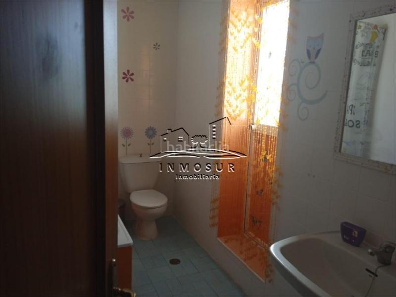 Foto e0bd1d54-a18a-43df-b315-e89720aa7869. Maison jumelée dans Hoya del Molino Lucena