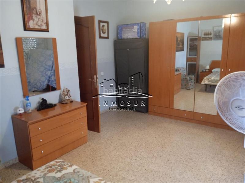Foto f18b9b9c-f0b9-41ef-af19-0f71071409c1. Maison jumelée dans Hoya del Molino Lucena