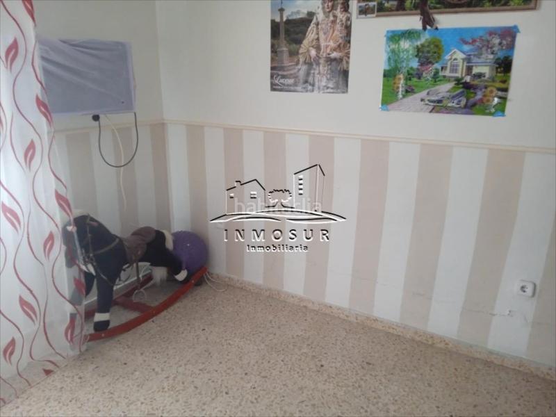 Foto fdf83e79-af14-4237-a92b-e49fd358c527. Maison jumelée dans Hoya del Molino Lucena