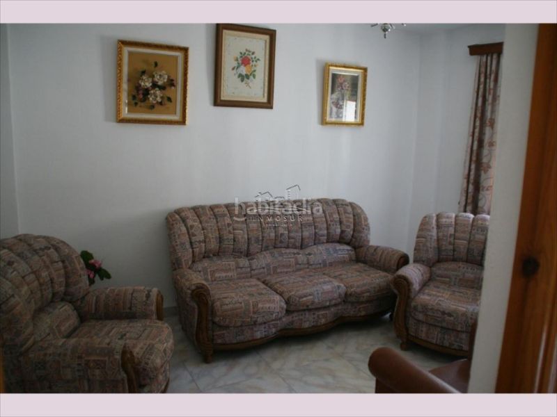 Foto b4dc0816-379c-4f5a-947d-76eb83ec2f2b. Casa adossada a Rute
