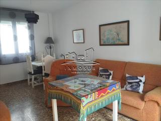 Piso en El Valle. Piso en zona avda. del parque. cuenta con recibidor, salóncomedo