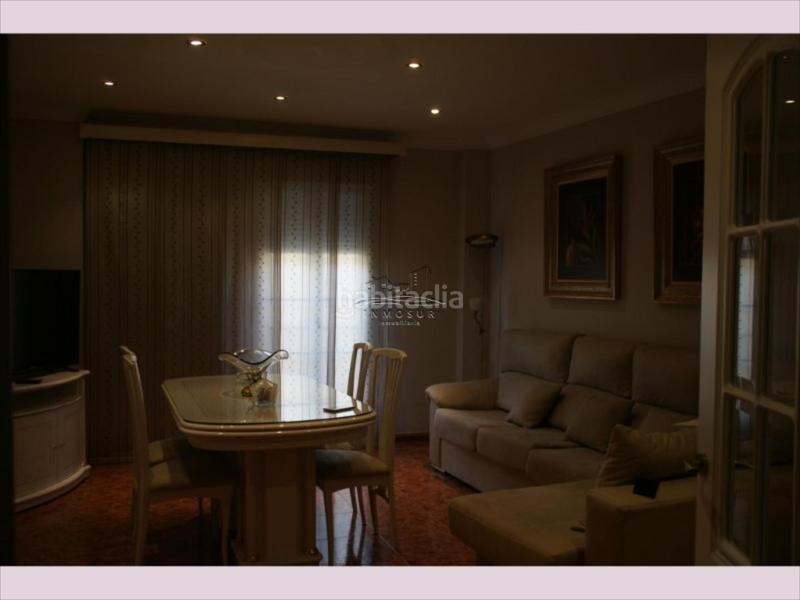 Foto 42e714bd-754f-44f1-a252-4079f0d469e5. Flat in Centro Lucena