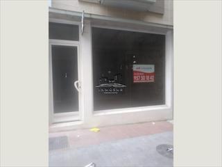 Lloguer Local Comercial a Centro. Local comercial en pleno centro de lucena. cuenta con dos planta