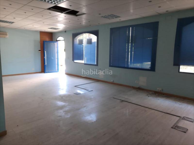 Foto d1d2c12f-7473-40ec-85e4-ab593a365ed7. Lloguer local comercial a San Francisco Lucena
