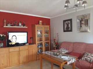 Piso en El Valle. Ático con un amplio salóncomedor, cocina amueblada, dos cuartos