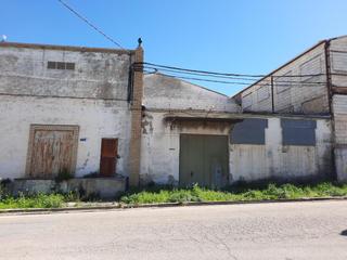 Nave industrial en San Francisco. Nave en zona carretera de málaga. cuenta con una superficie de 5